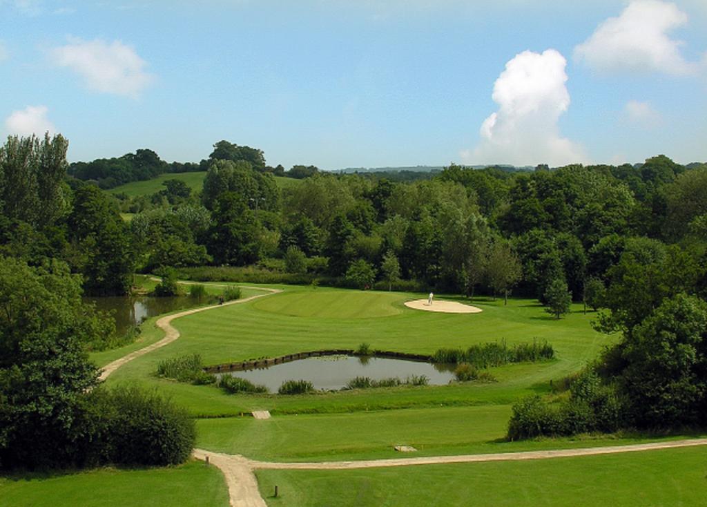 Abbey Hotel Golf & Spa Redditch Kültér fotó